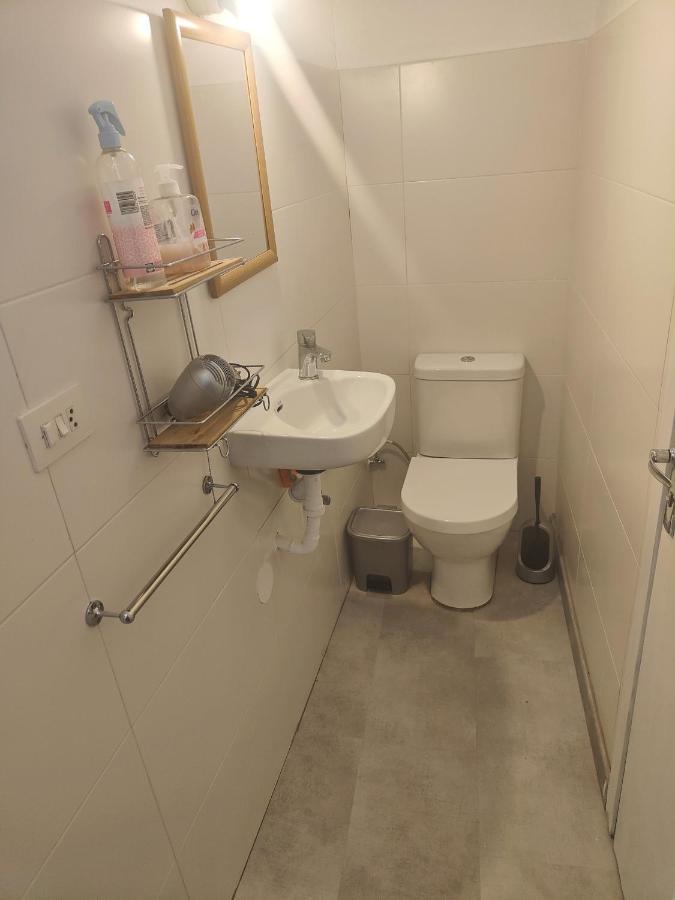 מונפורט דה למוס Casita Junto Al Rio En Un Entorno Natural מראה חיצוני תמונה