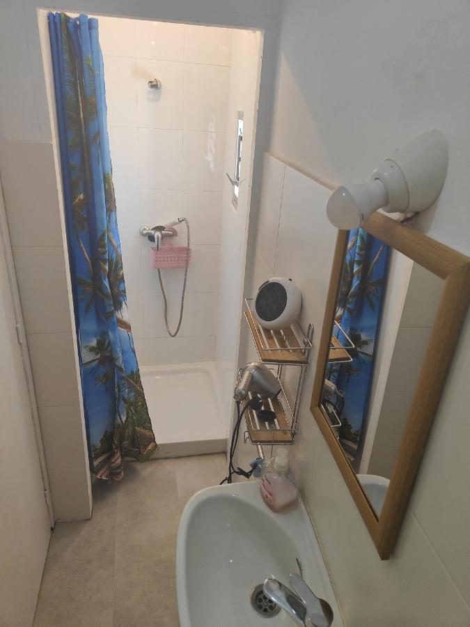 מונפורט דה למוס Casita Junto Al Rio En Un Entorno Natural מראה חיצוני תמונה